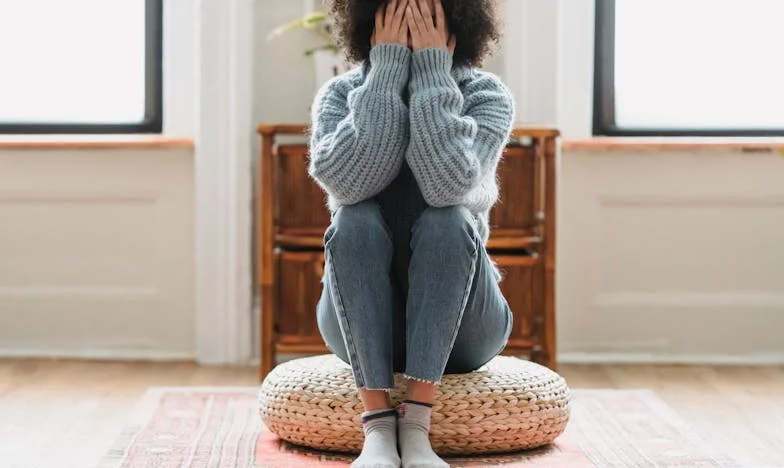 "Mon Mari a Dit que Nous ne Pouvions Pas Nous Permettre une Machine à Laver" : La Vérité Dévoilée Lors de ma Visite chez sa Mère