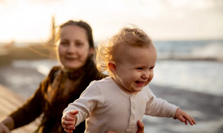 "Inquiète pour l'avenir de mon fils : Mon mari a plusieurs héritiers et une famille compliquée"